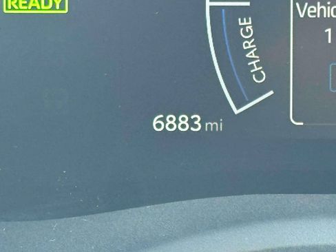 Used 2025 Toyota Camry SE AWD/4WD image 28