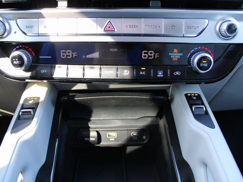 New 2025 Kia Telluride S image 33