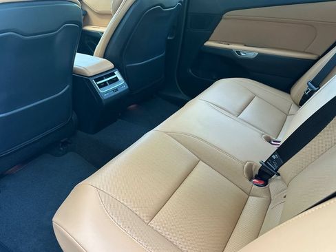 Used 2026 Lexus ES 350e w/ Convenience Package FWD image 12