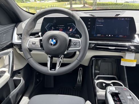 New 2026 BMW X2 xDrive28i w/ Technology Package AWD/4WD image 19