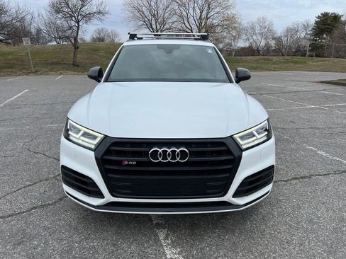 Used 2019 Audi SQ5 Premium Plus w/ Premium Plus Package image 3