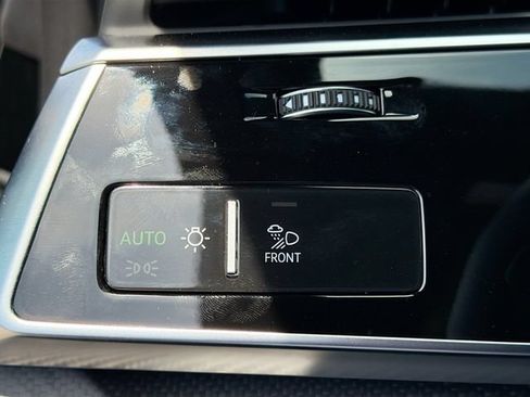 New 2026 Audi SQ8 Prestige AWD/4WD image 33