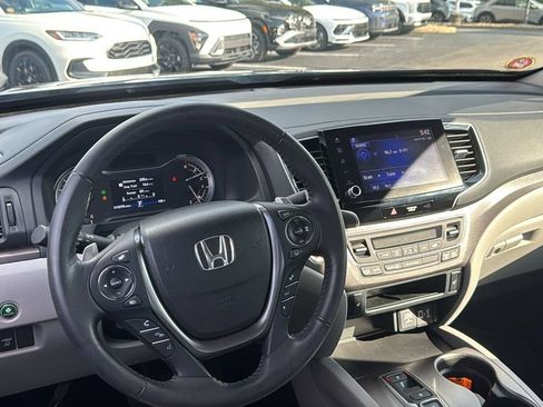 Certified 2023 Honda Ridgeline RTL image 12