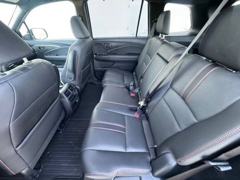 Used 2023 Honda Passport TrailSport image 30