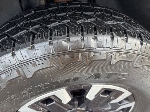 Used 2022 Nissan Frontier PRO-4X image 28