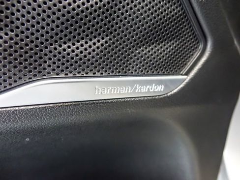 Used 2021 Hyundai Santa Fe Limited FWD image 29