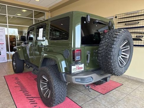 Used 2016 Jeep Wrangler Unlimited Sahara AWD/4WD image 5