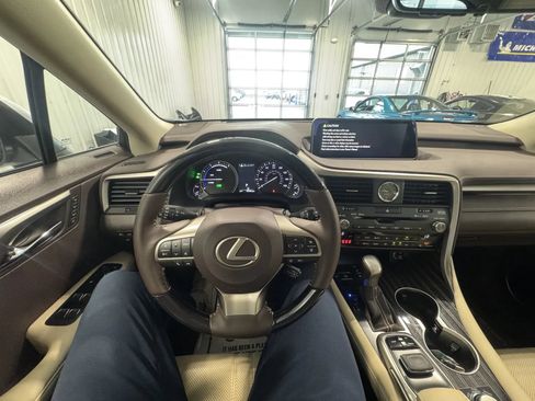 Used 2018 Lexus RX 450h AWD w/ Luxury Package image 25