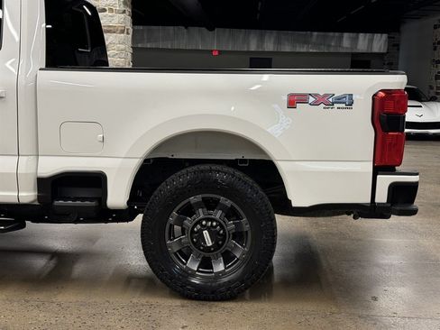 Used 2024 Ford F250 Lariat w/ Lariat Ultimate Package AWD/4WD image 8