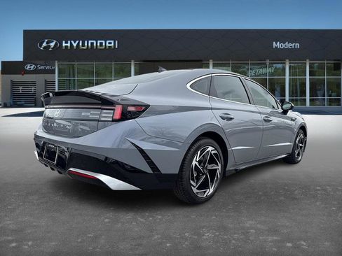 New 2026 Hyundai Sonata SEL image 3