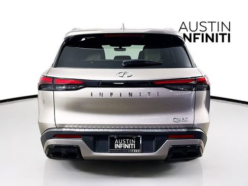 Certified 2023 INFINITI QX60 Luxe w/ Performance Audio Package FWD image 8