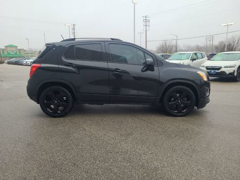 Used 2016 Chevrolet Trax LTZ w/ Midnight Edition image 6
