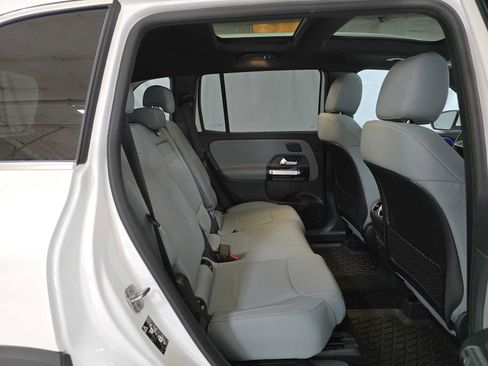 Certified 2026 Mercedes-Benz GLB 250 4MATIC image 12