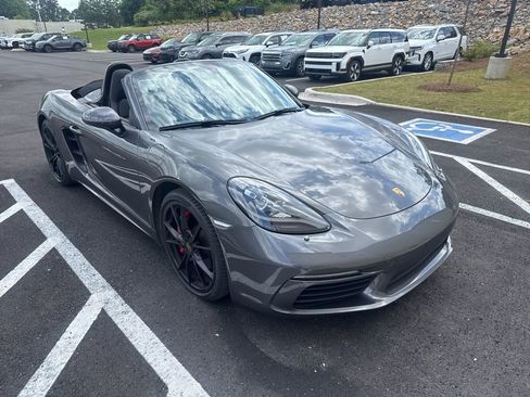 Used 2017 Porsche 718 Boxster S RWD image 2