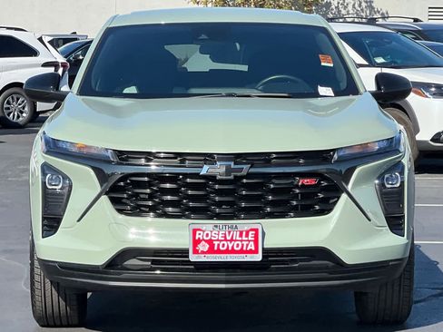 Used 2024 Chevrolet Trax RS image 10