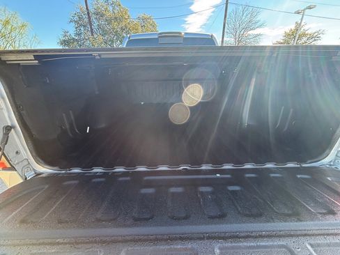 Used 2018 Chevrolet Silverado 1500 LT w/ Texas Edition image 4