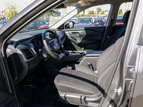 Used 2024 Nissan Rogue S AWD/4WD image 15