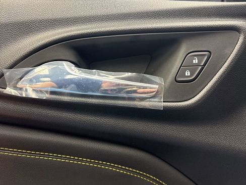 New 2026 Chevrolet Trax ACTIV w/ Sunroof Package FWD image 24