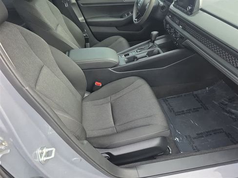 Certified 2023 Honda Accord EX image 10