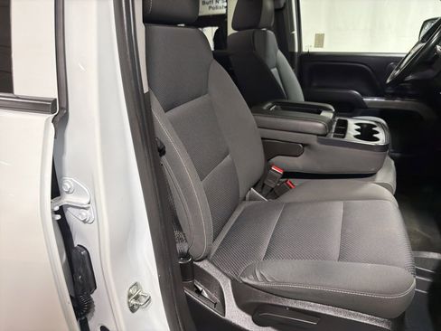 Used 2018 Chevrolet Silverado 1500 LT w/ All Star Edition image 21