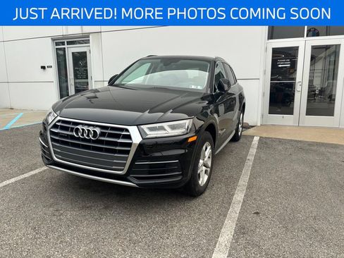 Used 2018 Audi Q5 2.0T Premium Plus w/ Premium Plus Package AWD/4WD image 2