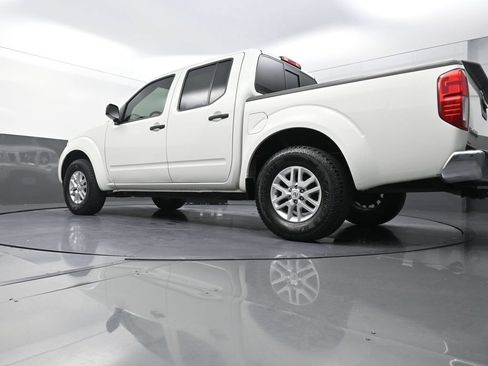 Used 2017 Nissan Frontier SV RWD image 26