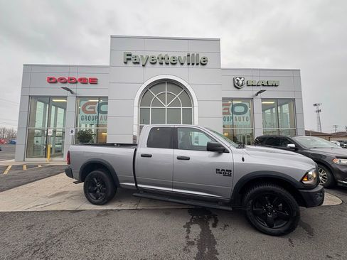 Used 2020 RAM 1500 Classic Warlock AWD/4WD image 3