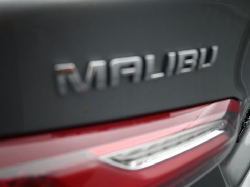 Used 2024 Chevrolet Malibu LT FWD image 28
