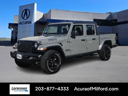 Used 2022 Jeep Gladiator Sport image 1
