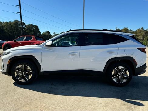 Certified 2025 Hyundai Tucson SEL image 11