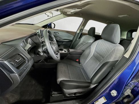 Used 2023 Nissan Rogue SV AWD/4WD image 12