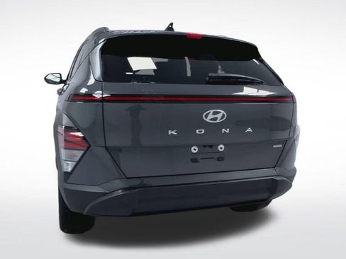 Used 2025 Hyundai Kona SEL AWD/4WD image 20