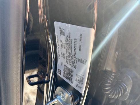 Used 2024 GMC Canyon AT4 w/ AT4 Premium Package image 38