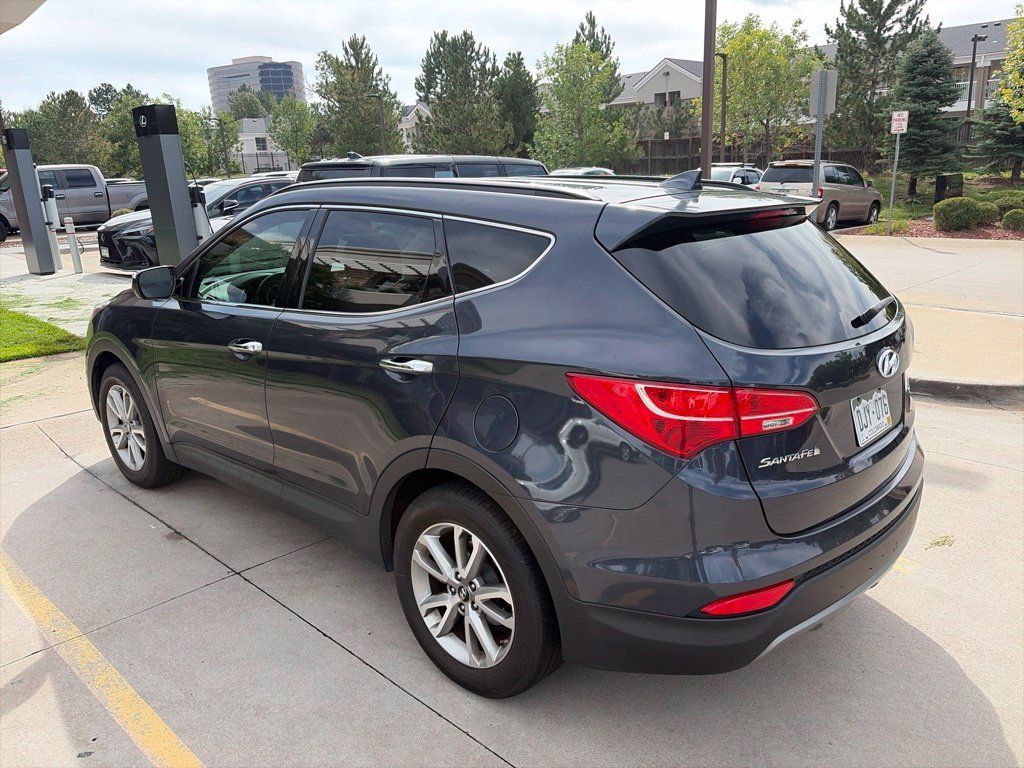 Used 2014 Hyundai Santa Fe Sport 2.0T AWD/4WD image 4