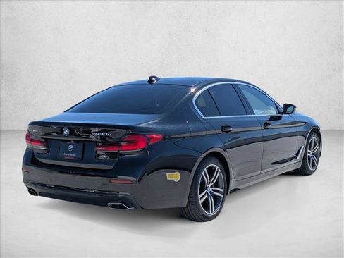 Used 2021 BMW 530e xDrive w/ Convenience Package image 5