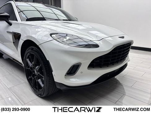 Used 2021 Aston Martin DBX AWD/4WD image 7