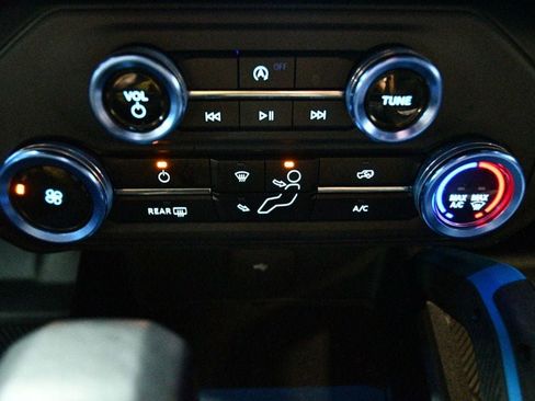 Used 2024 Ford Bronco Black Diamond image 62