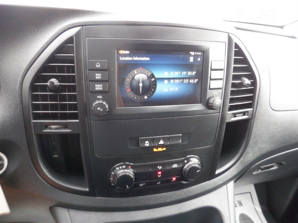 Used 2022 Mercedes-Benz Metris image 17