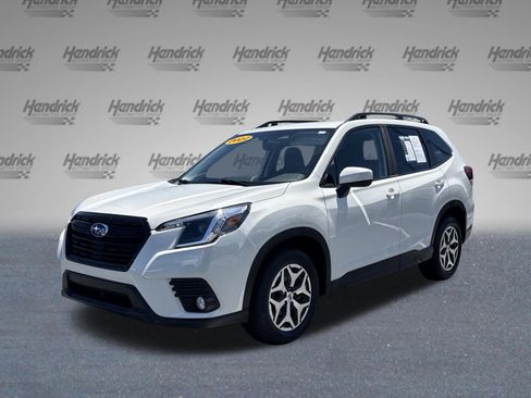 Used 2022 Subaru Forester Premium AWD/4WD image 4