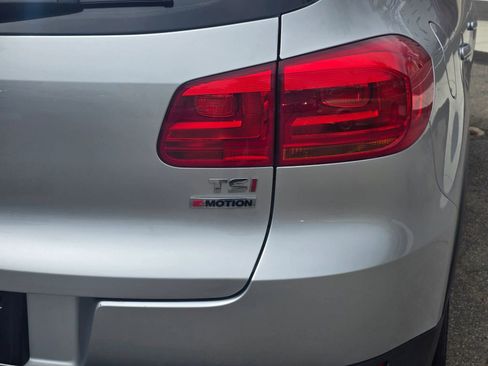 Used 2018 Volkswagen Tiguan Limited w/ Premium Package AWD/4WD image 6