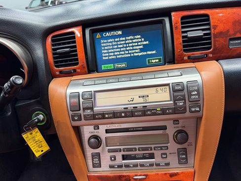 Used 2006 Lexus SC 430 Convertible RWD image 44