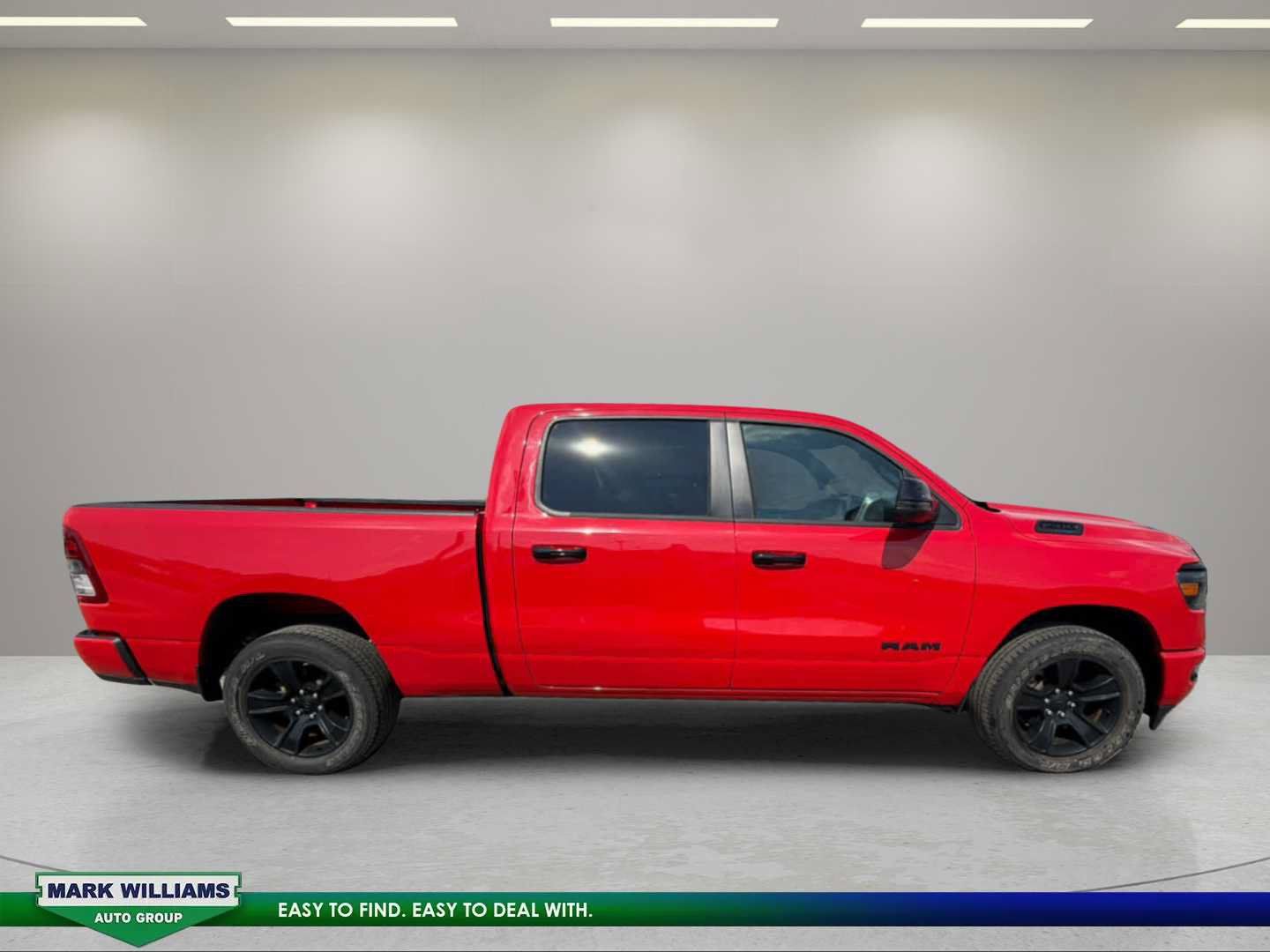 Used 2023 RAM 1500 Big Horn AWD/4WD image 3