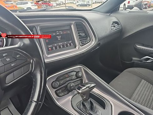 Used 2020 Dodge Challenger SXT w/ Driver Convenience Group image 15