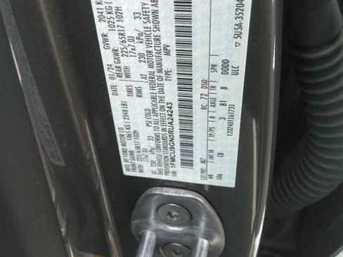 Used 2024 Ford Escape Active AWD/4WD image 6