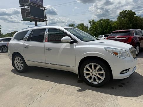 Used 2017 Buick Enclave Premium w/ Experience Buick Package AWD/4WD image 32