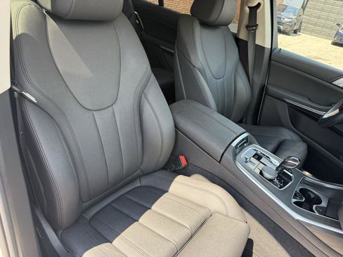 Used 2020 BMW X7 xDrive40i w/ Cold Weather Package AWD/4WD image 9