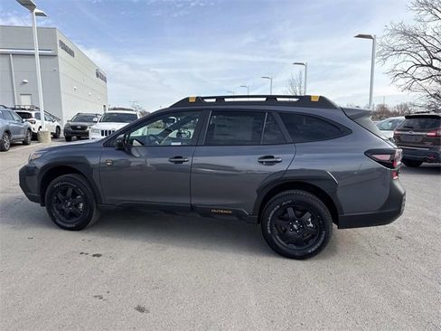Used 2025 Subaru Outback Wilderness image 8