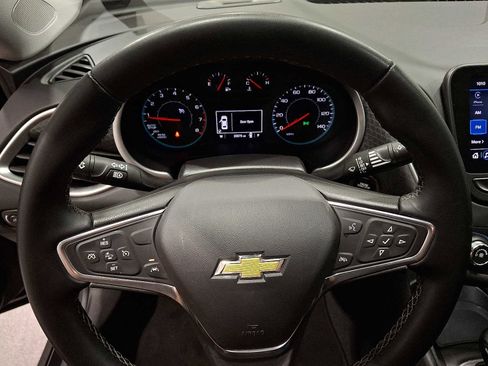 Used 2023 Chevrolet Malibu RS image 18