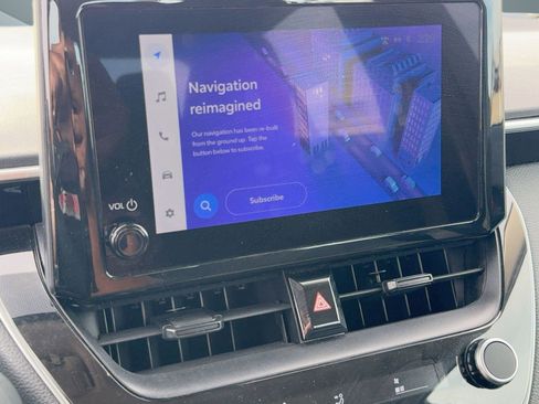 Used 2024 Toyota Corolla LE image 25