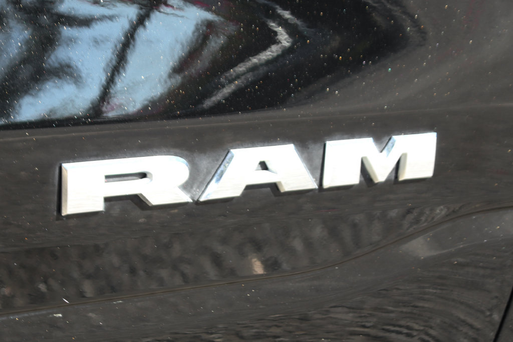 Used 2023 RAM 1500 Laramie AWD/4WD image 47